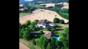 Landhuis, oneindig uitzicht, 30ha land, privé zwembad